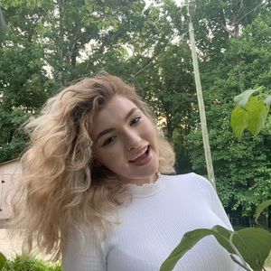 Meet your Posher, Cara